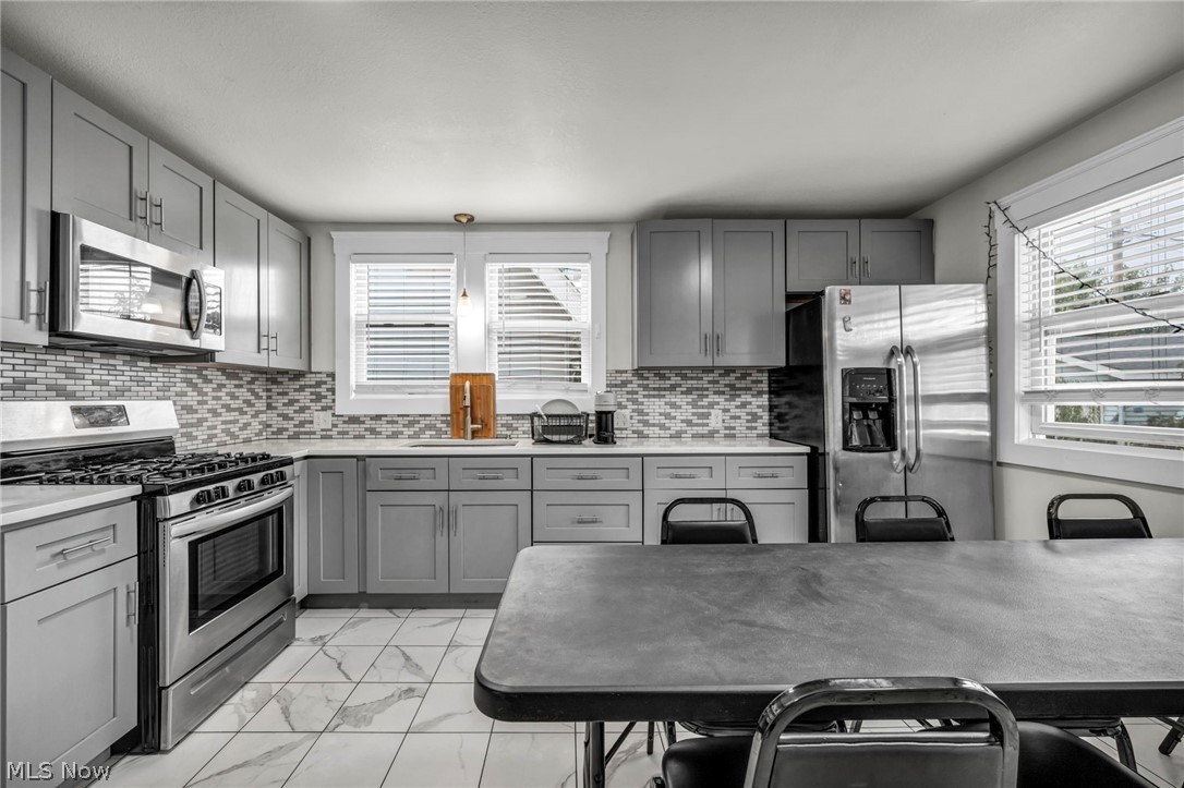 3016 Tuxedo Avenue Parma OH 44134