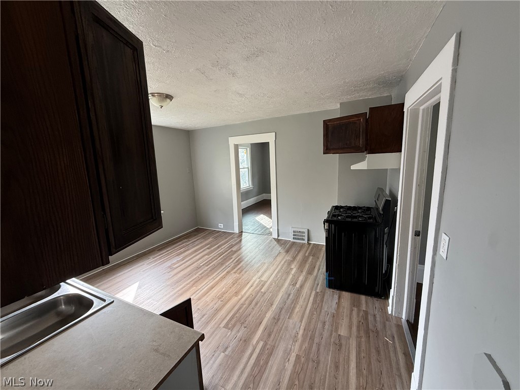 15831 Trafalgar Avenue Cleveland OH 44110