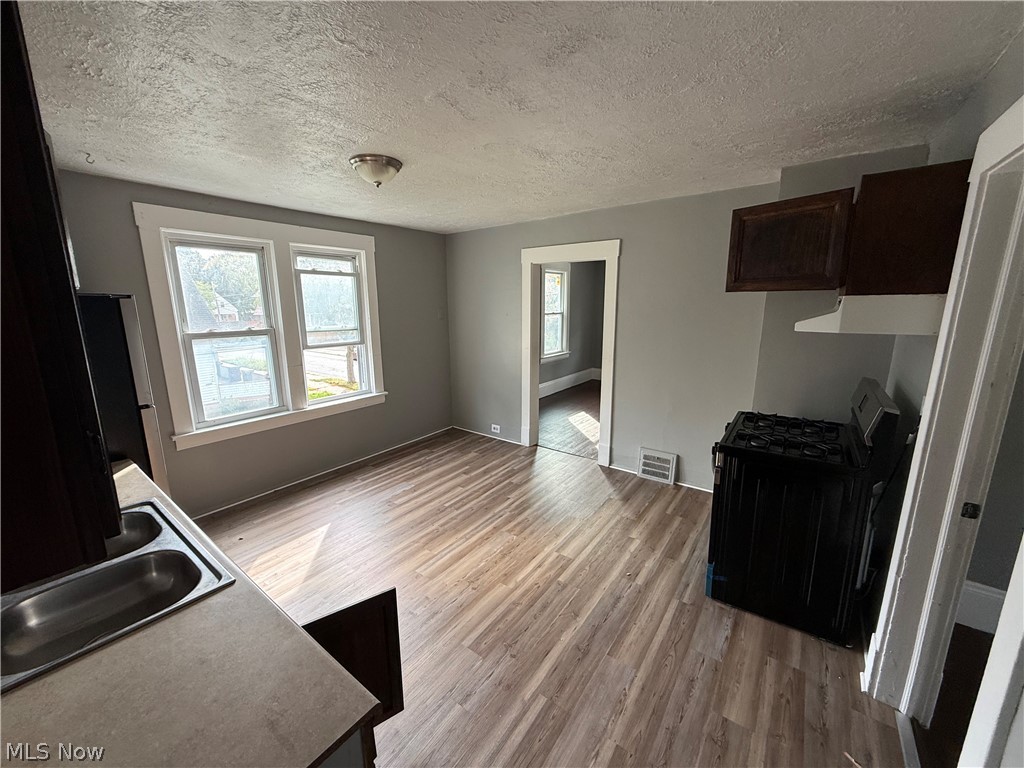 15831 Trafalgar Avenue Cleveland OH 44110