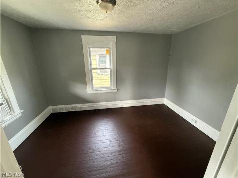 15831 Trafalgar Avenue Cleveland OH 44110