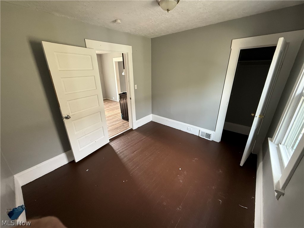 15831 Trafalgar Avenue Cleveland OH 44110
