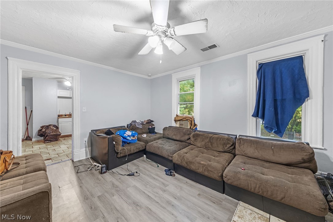 2653 W 27th Street Cleveland OH 44113
