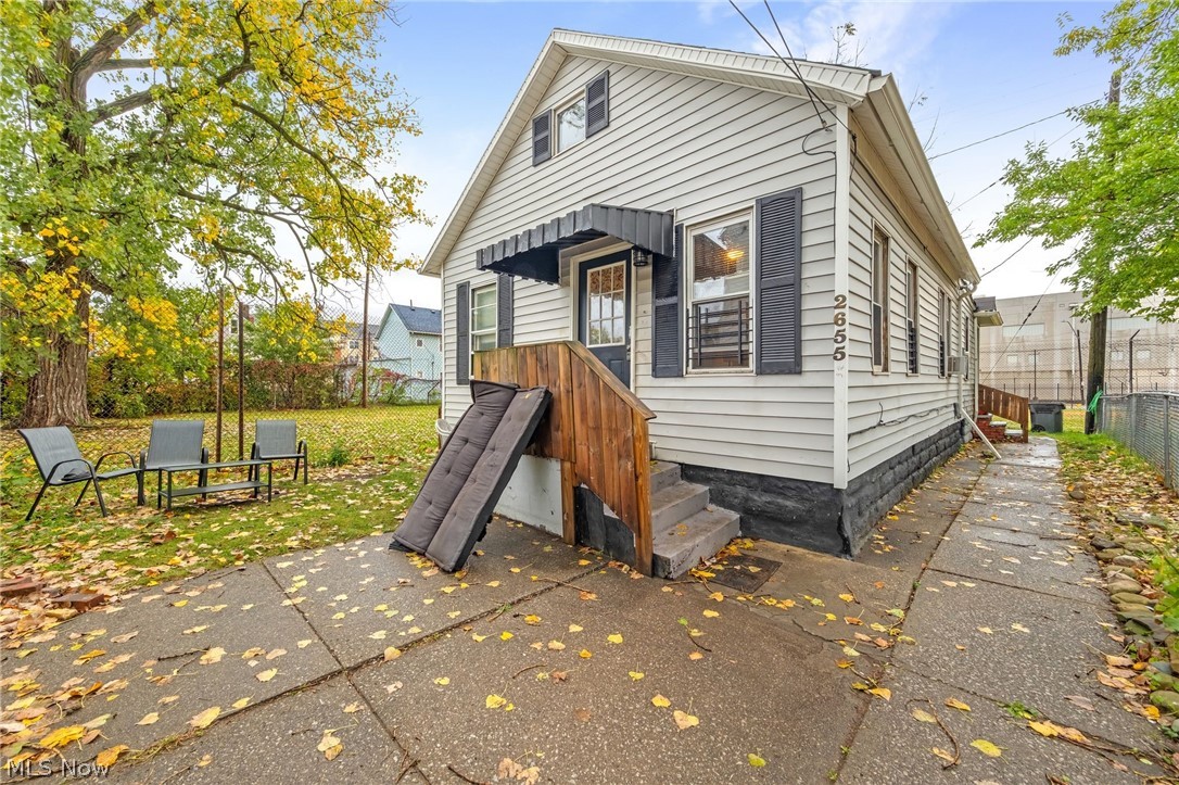 2653 W 27th Street Cleveland OH 44113