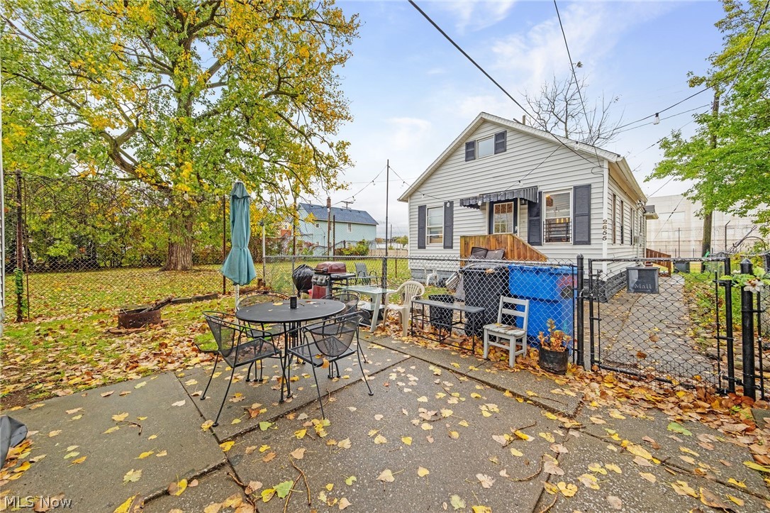 2653 W 27th Street Cleveland OH 44113