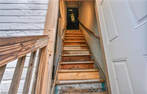 3288 W 52nd Street Cleveland OH 44102