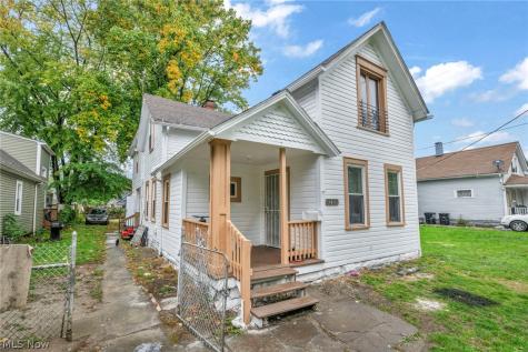 3288 W 52nd Street Cleveland OH 44102