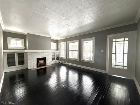 1887 Lampson Road Cleveland OH 44108