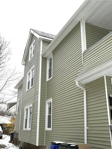1887 Lampson Road Cleveland OH 44108