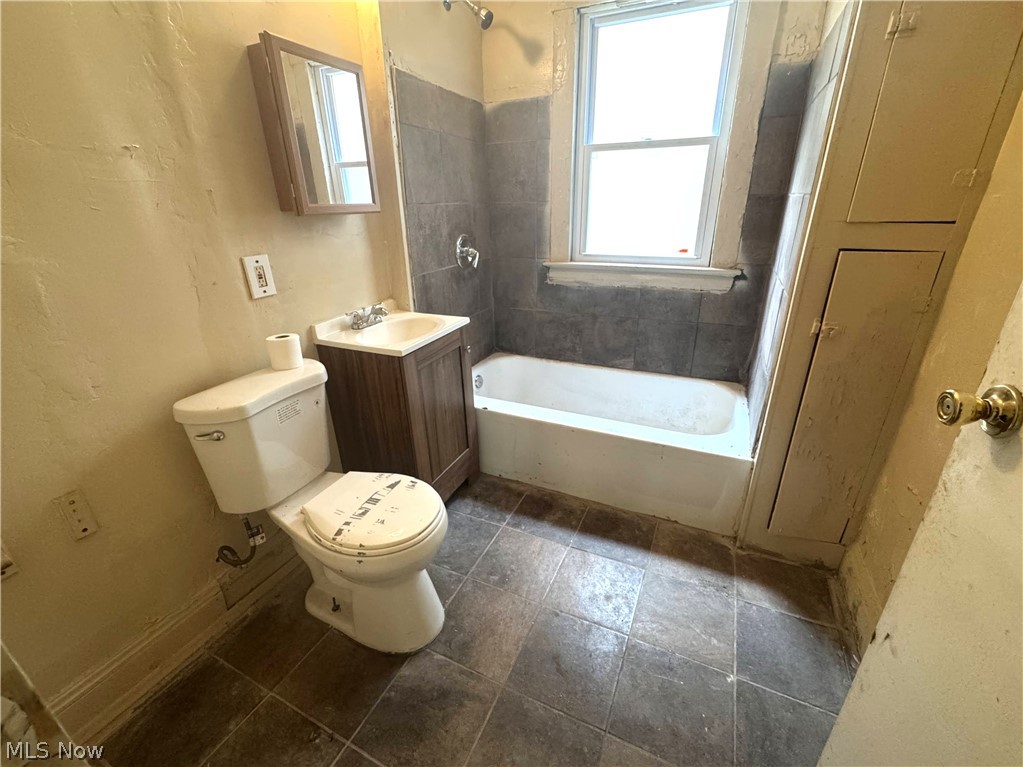 10006 Somerset Avenue Cleveland OH 44108