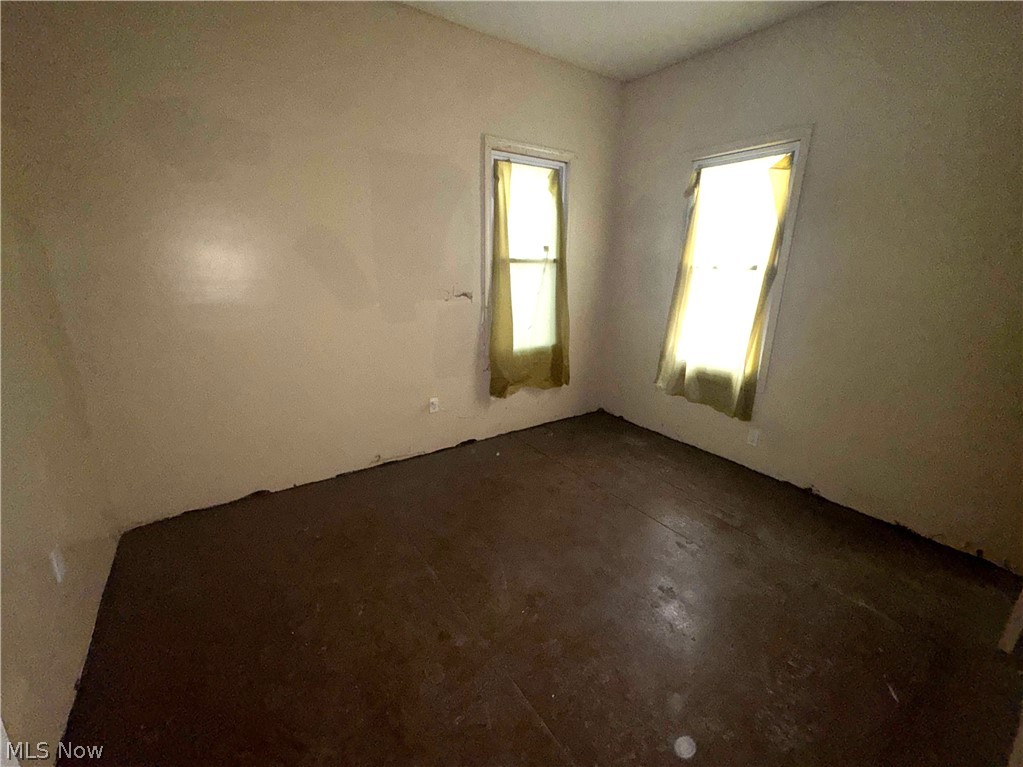 10006 Somerset Avenue Cleveland OH 44108