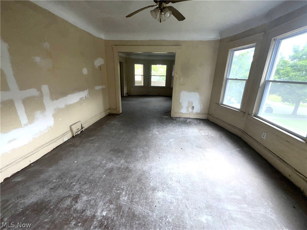 10006 Somerset Avenue Cleveland OH 44108