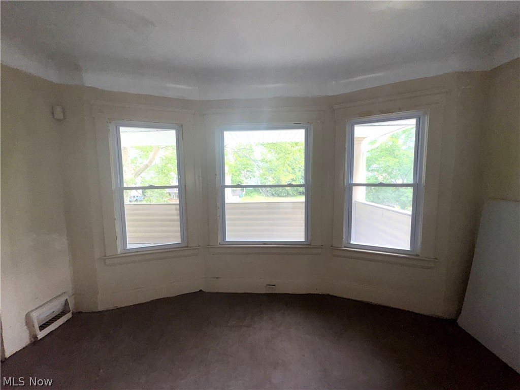 10006 Somerset Avenue Cleveland OH 44108