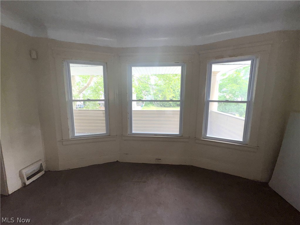 10006 Somerset Avenue Cleveland OH 44108