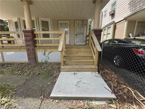 10006 Somerset Avenue Cleveland OH 44108