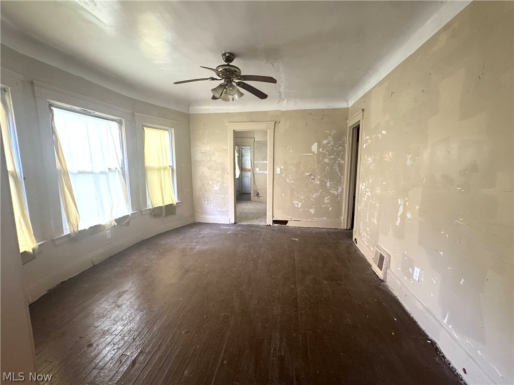 10006 Somerset Avenue Cleveland OH 44108