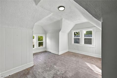 3379 Euclid Heights Boulevard Cleveland Heights OH 44118