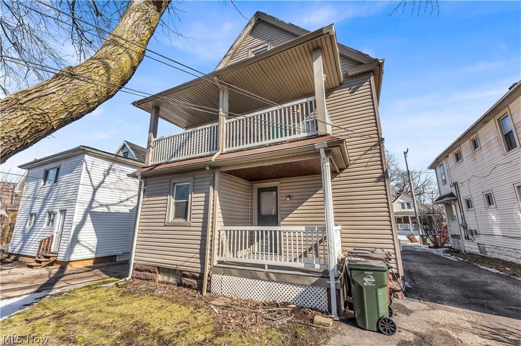 3998 E 54th Street Newburgh Heights OH 44105