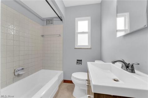 3819 W 137th Street Cleveland OH 44111
