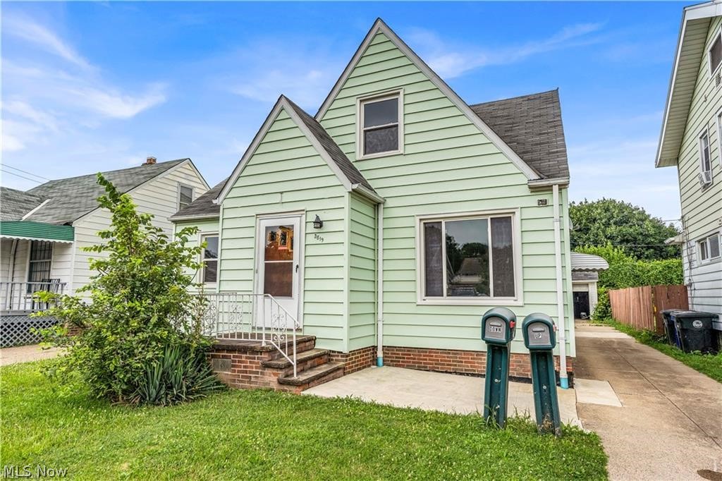 3819 W 137th Street Cleveland OH 44111