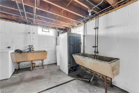 3819 W 137th Street Cleveland OH 44111