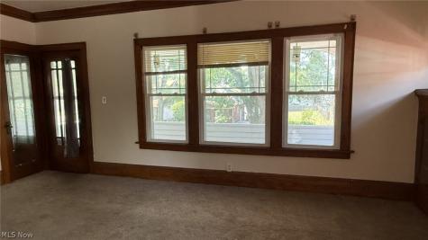 3729 Chelton Road Shaker Heights OH 44120