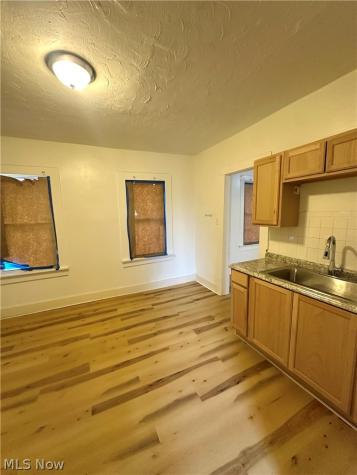 3302 W 48th Street Cleveland OH 44102