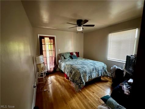 1166 E 176th Street Cleveland OH 44119