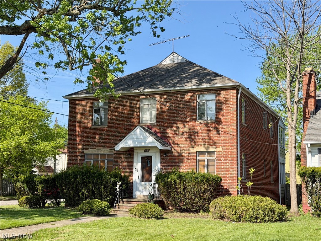 1166 E 176th Street Cleveland OH 44119