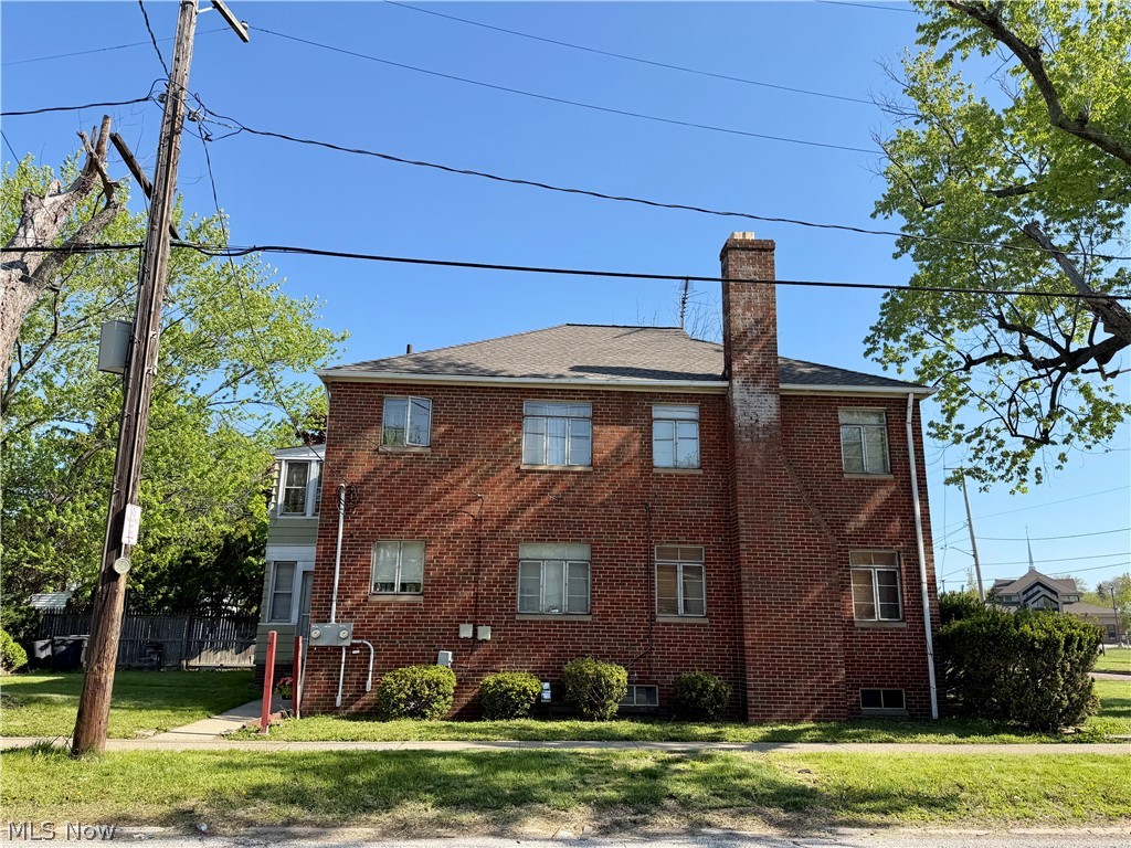 1166 E 176th Street Cleveland OH 44119