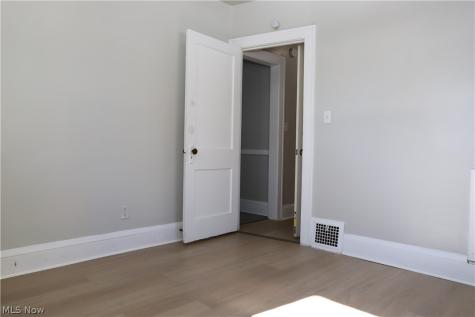 14308 Edgewood Avenue Cleveland OH 44128