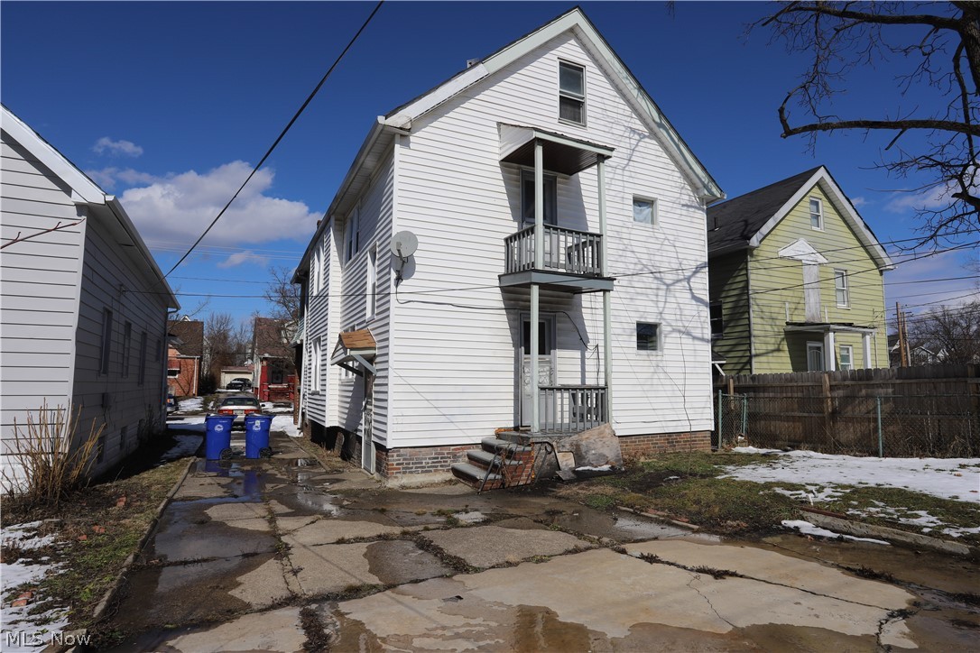 14308 Edgewood Avenue Cleveland OH 44128