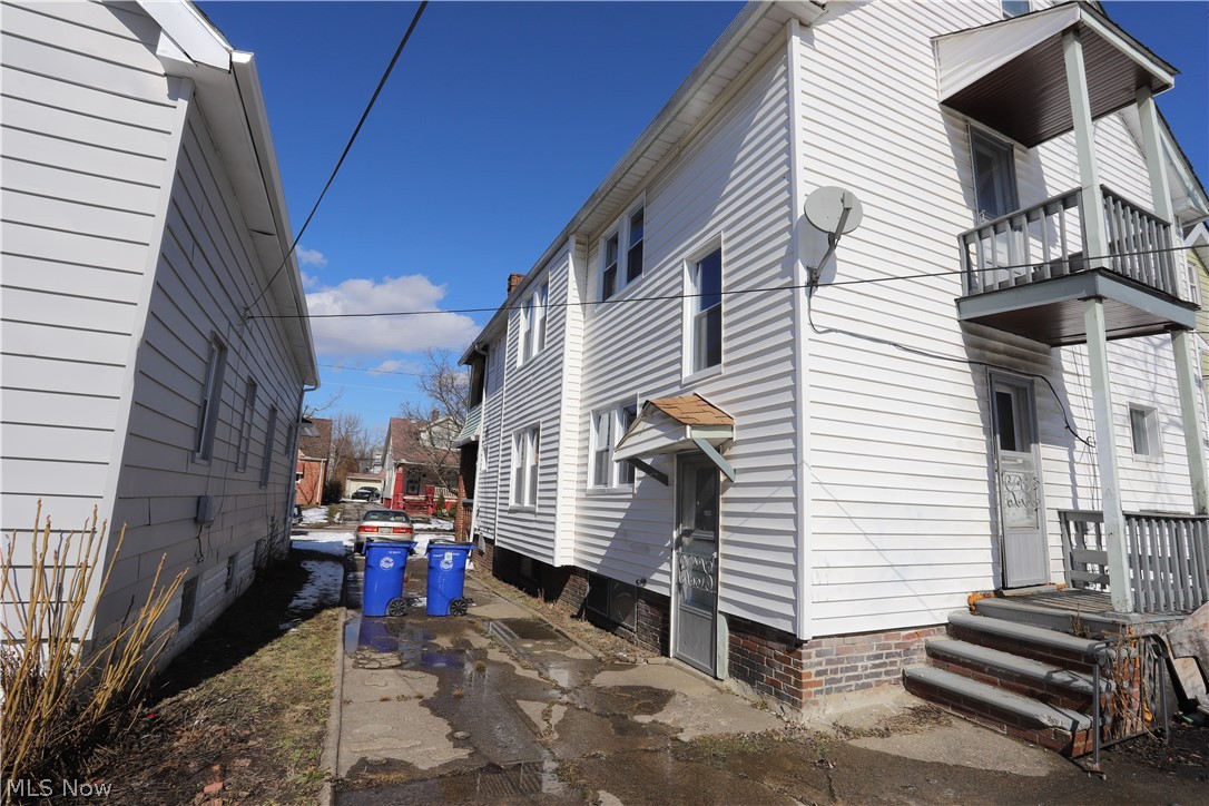 14308 Edgewood Avenue Cleveland OH 44128