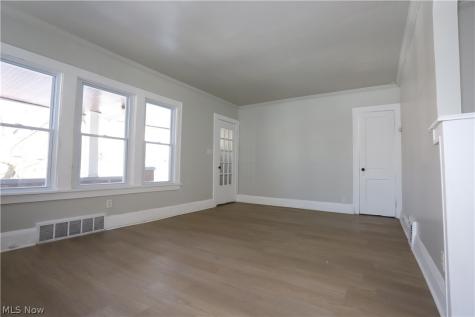 14308 Edgewood Avenue Cleveland OH 44128