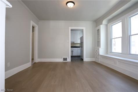 14308 Edgewood Avenue Cleveland OH 44128
