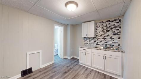 3411 W 49th Street Cleveland OH 44102