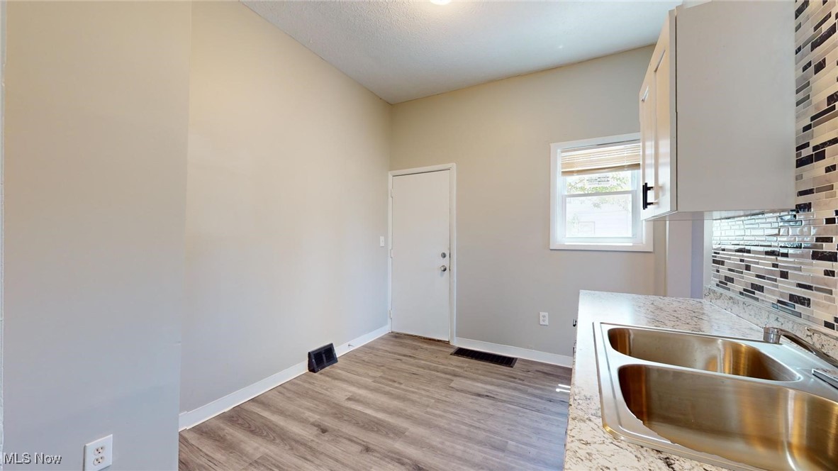 3411 W 49th Street Cleveland OH 44102