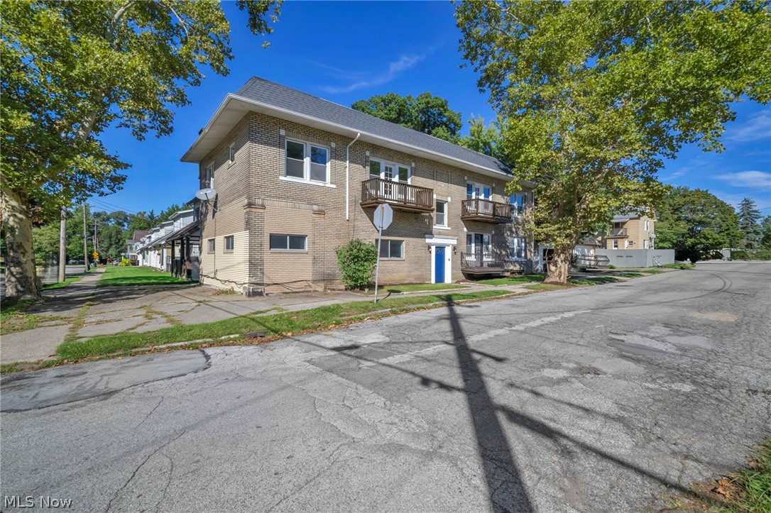 4225 W 22nd Street Cleveland OH 44109