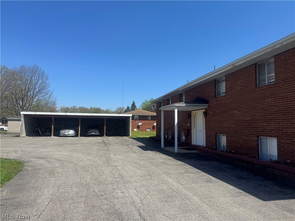 362 Meadowbrook Avenue Youngstown OH 44512