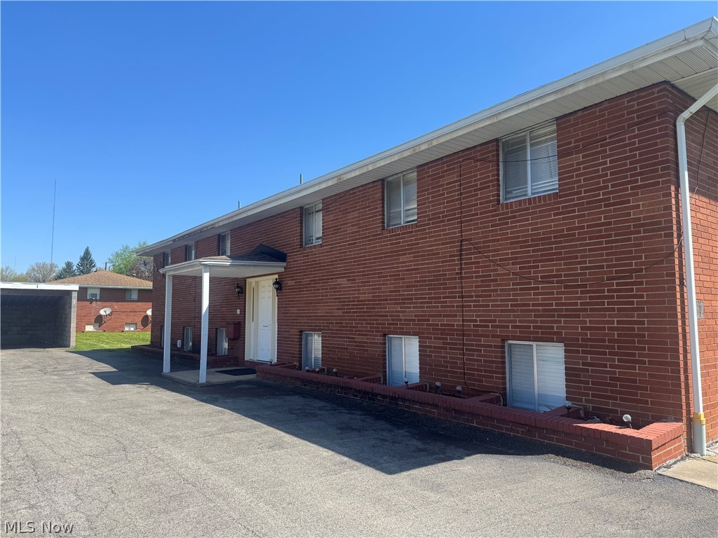 362 Meadowbrook Avenue Youngstown OH 44512