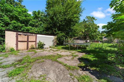8604 Willard Avenue Cleveland OH 44102