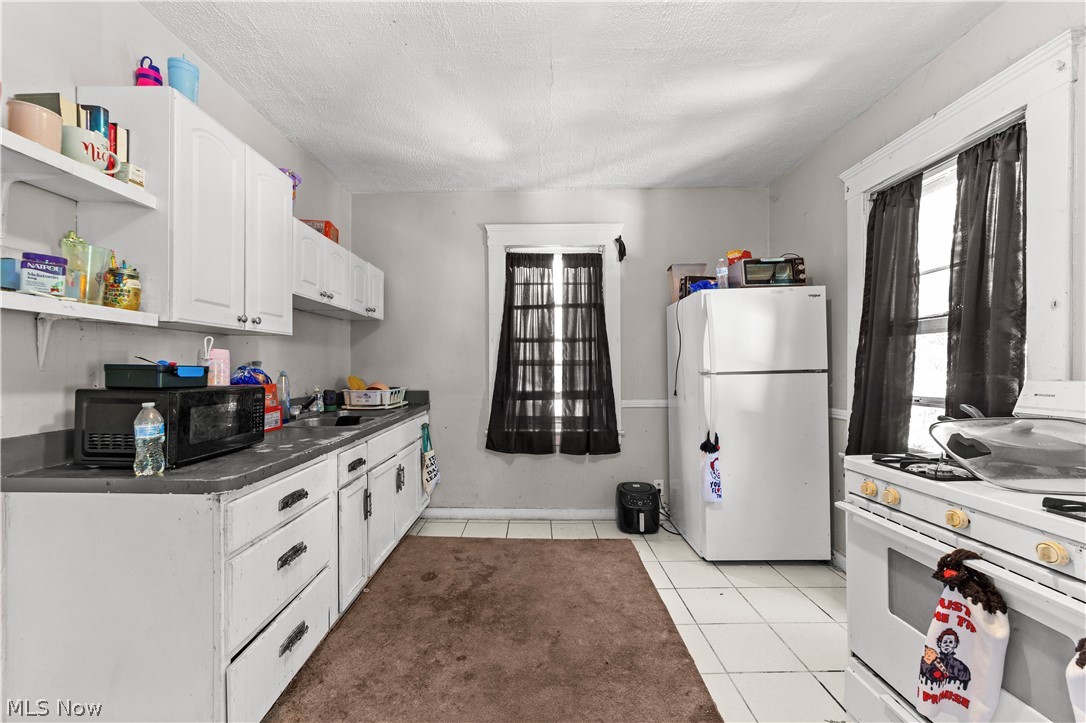 8604 Willard Avenue Cleveland OH 44102
