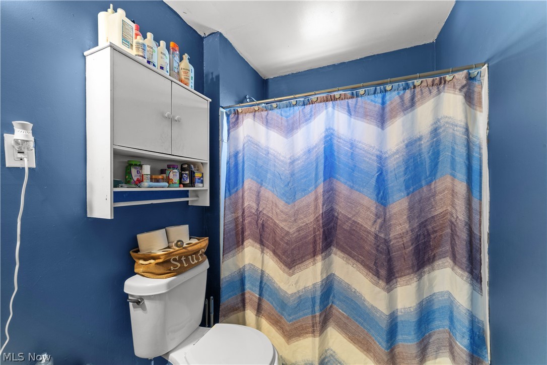 8604 Willard Avenue Cleveland OH 44102