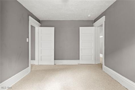 7608 Lawnview Avenue Cleveland OH 44103