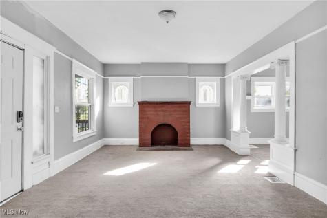 7608 Lawnview Avenue Cleveland OH 44103