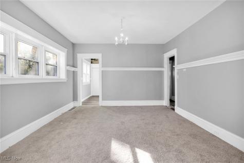 7608 Lawnview Avenue Cleveland OH 44103