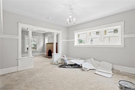 7608 Lawnview Avenue Cleveland OH 44103