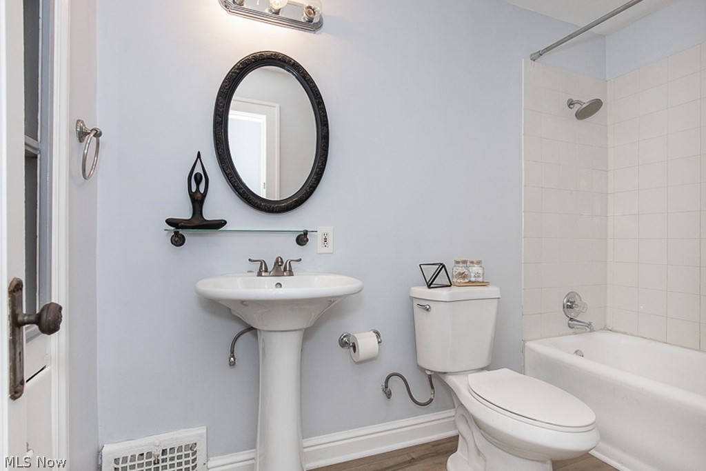 10612 Clifton Boulevard Cleveland OH 44102
