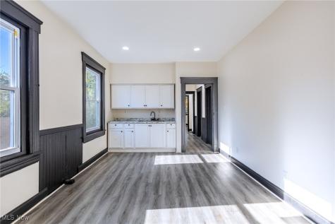 1168 Norwood Road Cleveland OH 44103