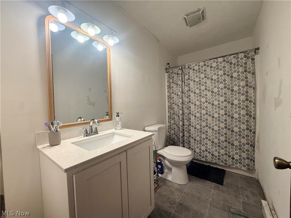 195 Market Street Cortland OH 44410