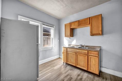 3438 E 140th Street Cleveland OH 44120